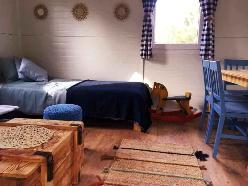 Miodowy Zakatek Caloroczne Domki I Pokoje Przy Suntago, Deepspot, Pyszne Sniadania, Grill, Ognisko Mszczonów Kültér fotó