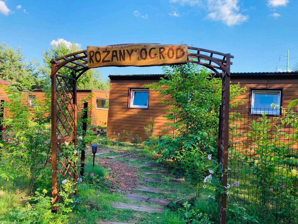 Miodowy Zakatek Caloroczne Domki I Pokoje Przy Suntago, Deepspot, Pyszne Sniadania, Grill, Ognisko Mszczonów Kültér fotó